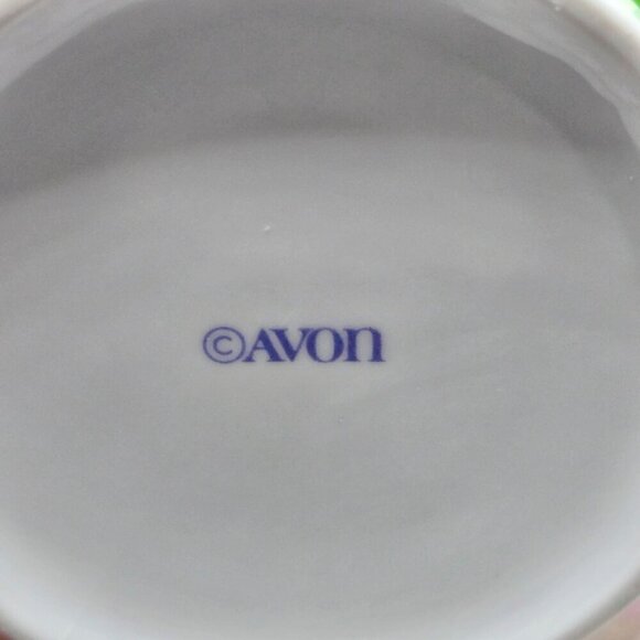 Handmade ✦ Love Is… Ceramic Mug Candle ✦ Rainbow Heart Wax Sherbet Scent NWT - Picture 9 of 10